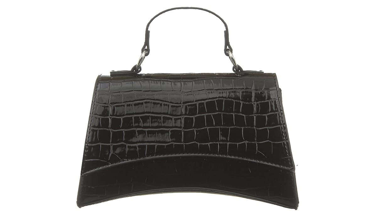 Τσάντα, Public Desire, Haralas