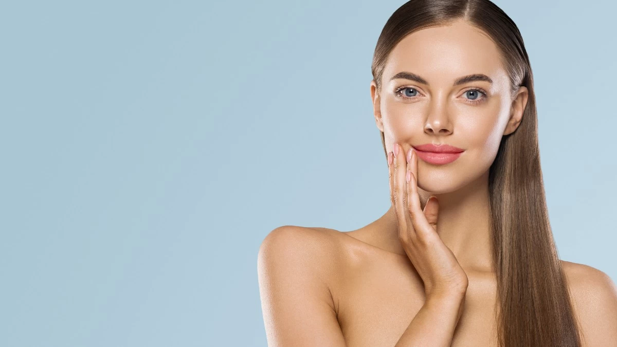 Οι καλύτερες θεραπείες προσώπου για να υποδεχθούμε λαμπερές τη νέα σεζόν