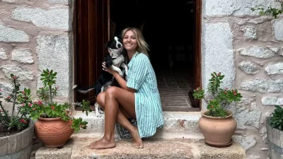 Σοφία Παυλίδου: Μας λέει "καλό χειμώνα" με τις πιο μαγικές εικόνες από τις διακοπές στης στην Μάνη