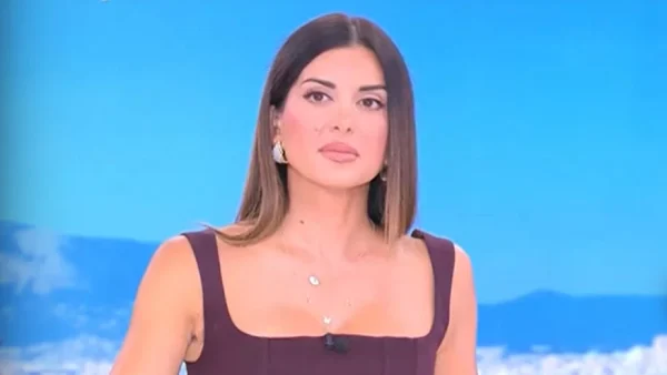 Happy Day: «Τι έπαθε το μάτι σου καλέ;», «Χειρουργικά το βγάζουν...» - Άφωνη η Σταματίνα Τσιμτσιλή με την εικόνα του Δήμου Βερύκιου