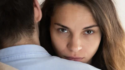 35 σημάδια πως ο φίλος σου σε απατά και δεν είσαι παρανοϊκή