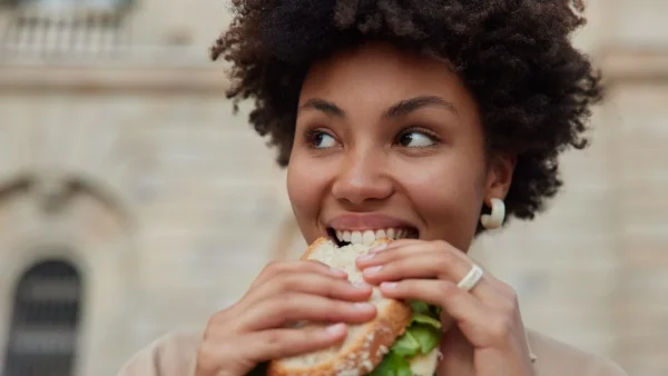 Diet tips: Το απροσδόκητο τυρί που είναι σύμμαχος στο αδυνάτισμα