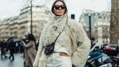 7 φθινοπωρινές τάσεις που είναι τέλειες για γυναίκες άνω των 50