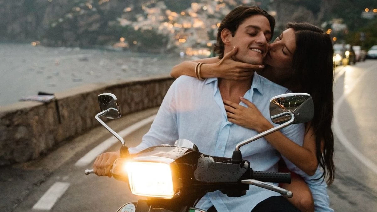 Χαρά Παππά: Φουλ ερωτευμένη η πρώην παίκτρια του GNTM – Τα στιγμιότυπα με τον σύντροφό της στην Ιταλία