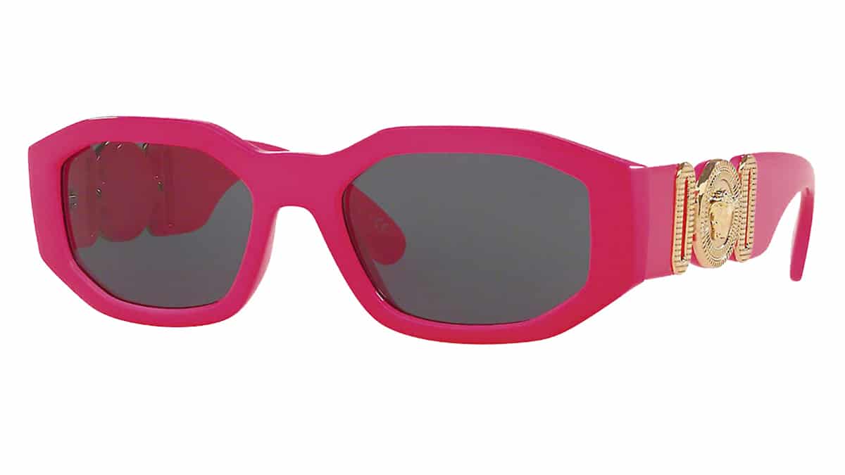 Γυαλιά ηλίου, Versace, €199 από €284, Kokkoris Optics, kokkorisoptics.com