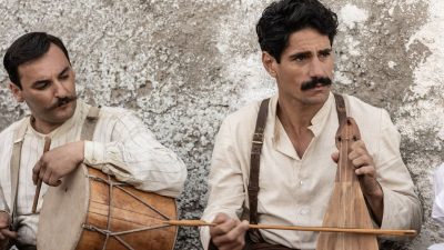 Σκηνή από τη νέα σειρά 17 κλωστές