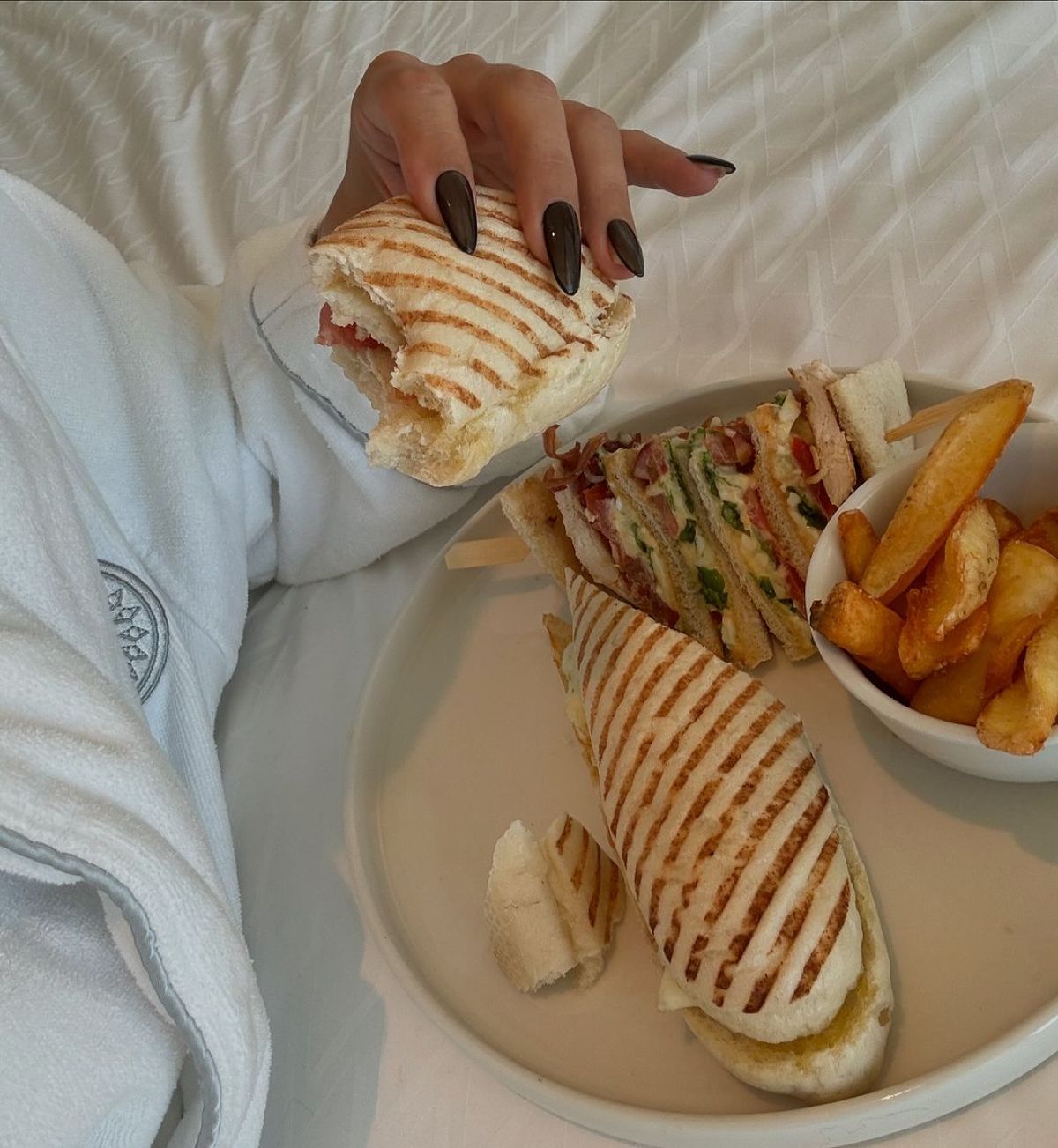 Το γεύμα της Ελένης Φουρέιρα