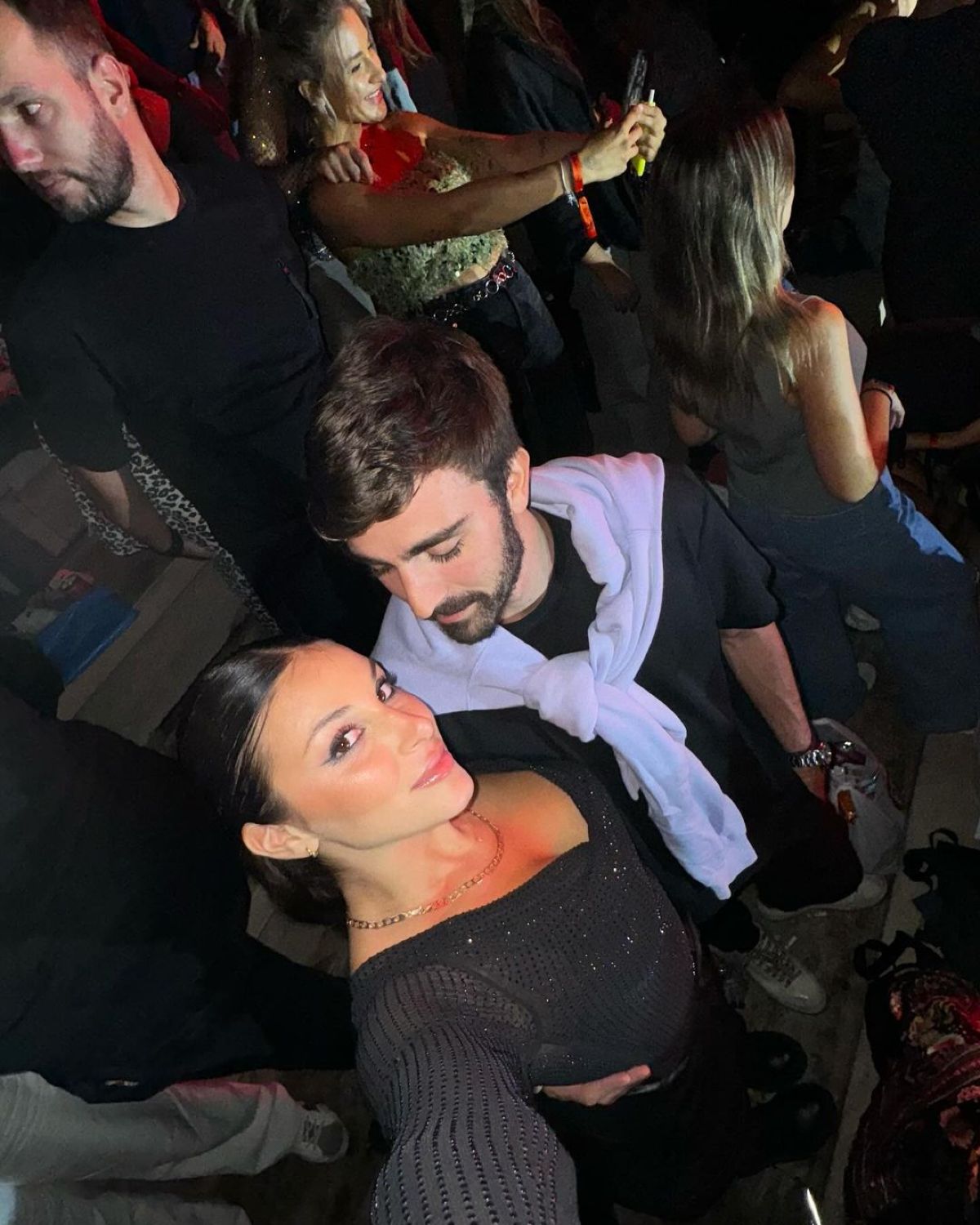 Ο Φάνης Μπολέτσης και η Χρύσα Χατζηγεωργίου στην Άννα Βίσση