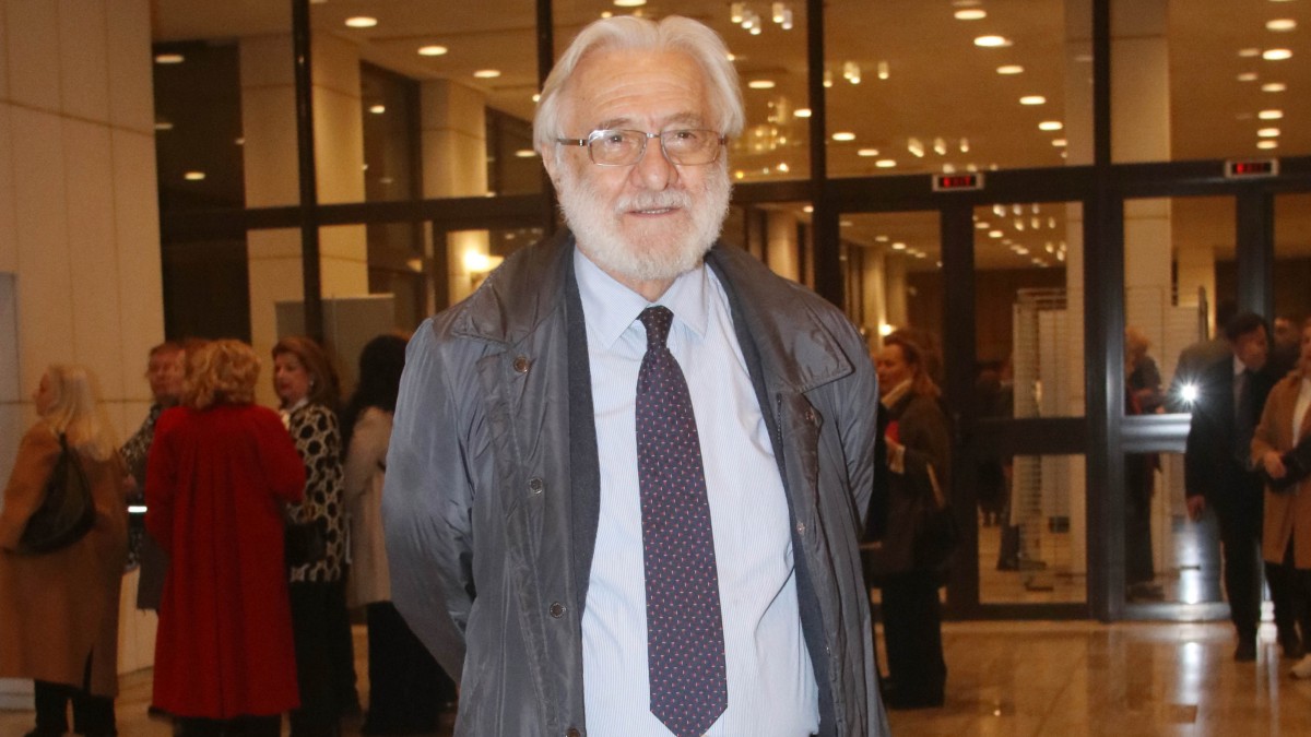 Γιάννης Σμαραγδής: «Να τα βάλουν εκεί που ξέρουν αυτά που λένε διάφοροι κατά περιόδους...»