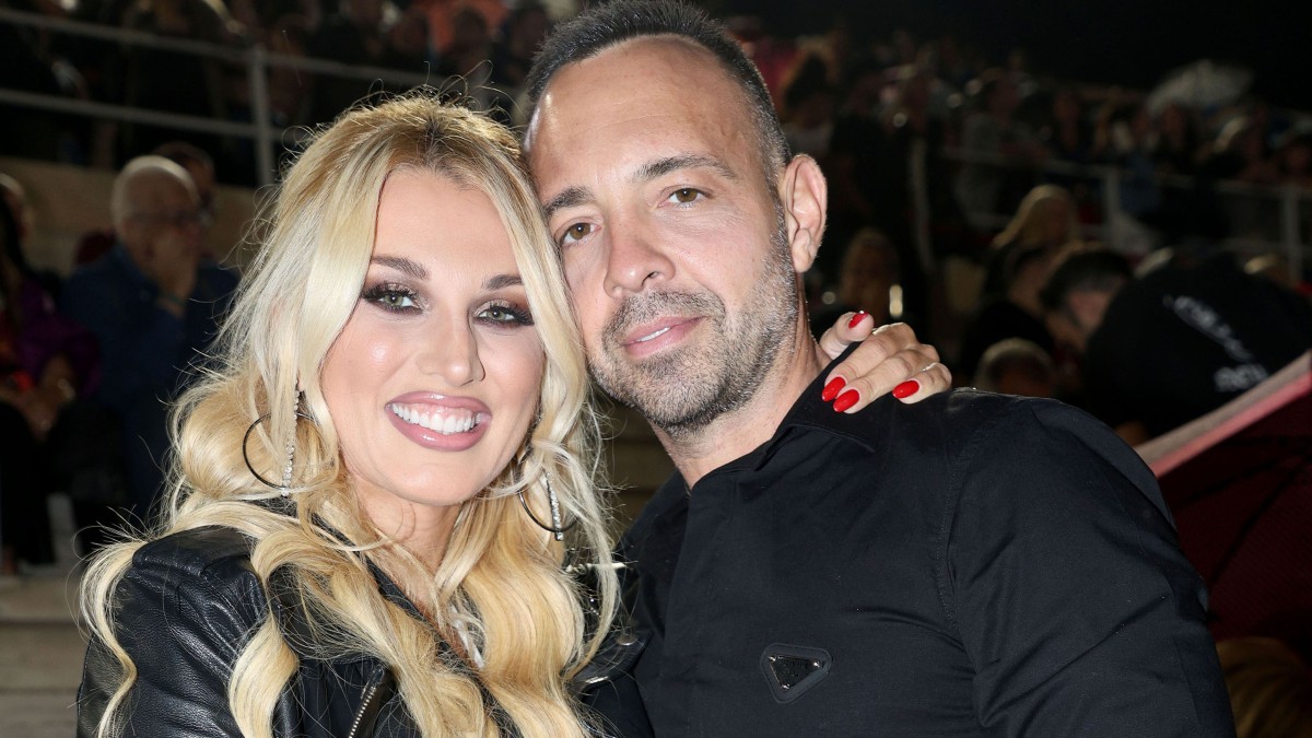 Κωνσταντίνα Σπυροπούλου – Στο γήπεδο για να παρακολουθήσει τον Παναθηναϊκό: Το βίντεο με τον Βασίλη Σταθοκωστόπουλο