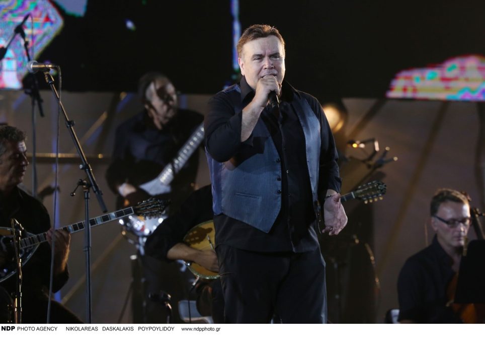 Ο Μανώλης Λιδάκης σε παλαιότερη συναυλία