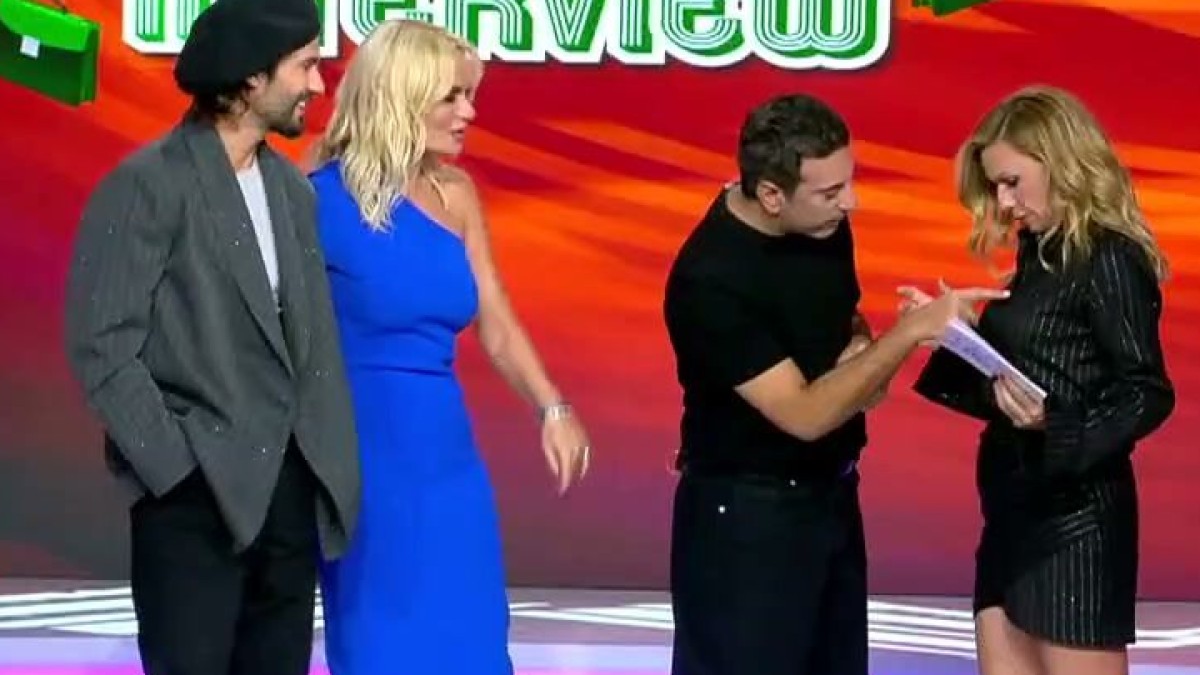 My Style Rocks – Στυλιστικό ατύχημα στον αέρα για την Καραβάτου: Το παρατήρησε ο Στέλιος Κουδουνάρης