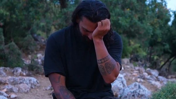 Tempting Fortune - «Λύγισε» ο Γιάννης για τη μητέρα του: «Έχει θυσιάσει κυριολεκτικά τη ζωή της, είναι ηρωίδα»