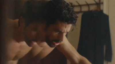 Άγιος Έρωτας - Επεισόδιο 7-8 - Φωτογραφία που δείχνει τον Παύλο αναστατωμένο στο μπάνιο