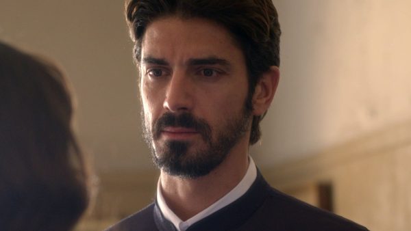 Ο πάτερ Νικόλαος στην σειρά Άγιος Έρωτας