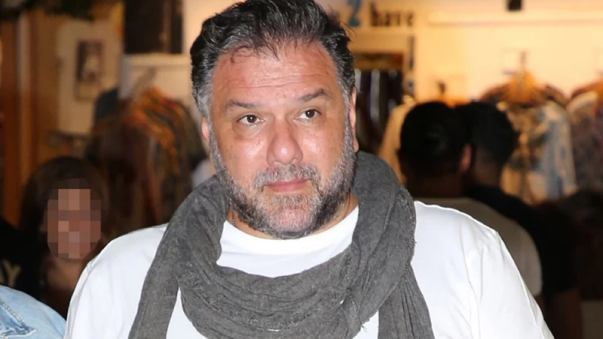 Γρηγόρης Αρναούτογλου: Η αποστομωτική απάντηση στον Ουγγαρέζο για τις 3 εκπομπές - «Να του δώσετε ένα...»