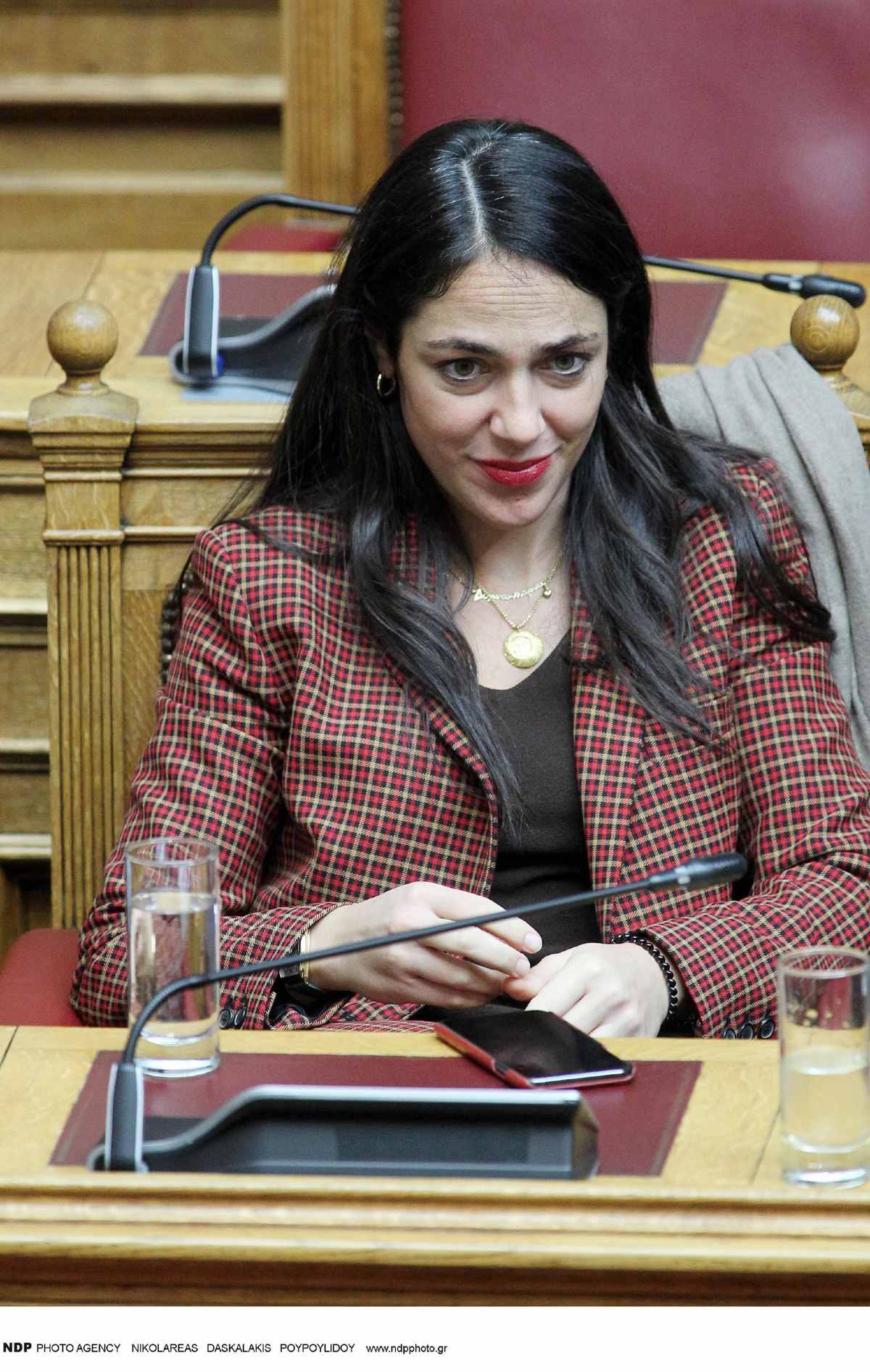 Η Δόμνα Μιχαηλίδου στη Βουλή.