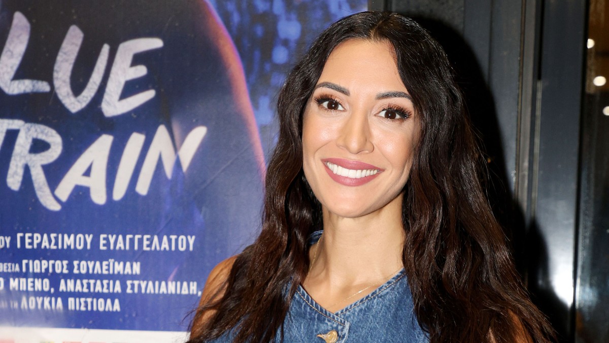 Η Ευγενία Σαμαρά σε έξοδό της