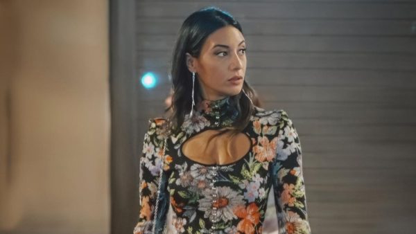 Η Ευγενία Σαμαρά στο δρόμο