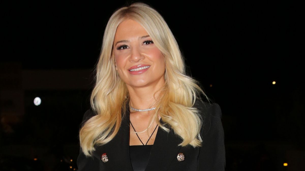 Η Φαίη Σκορδά σε βραδινή της έξοδο