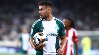 Ο Τζορτζ Μπάλντοκ με την φανέλα του Παναθηαϊκού