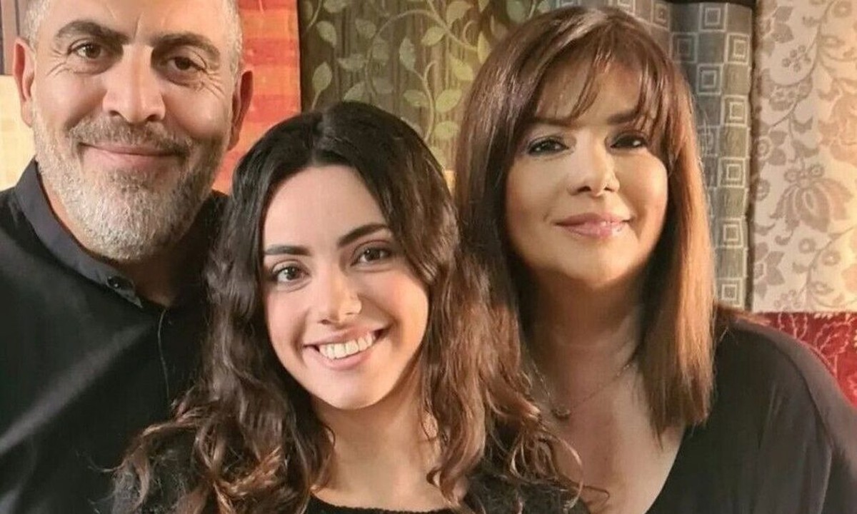 Η οικογένεια της Ειρήνης στην σειρά Η γη της ελιάς