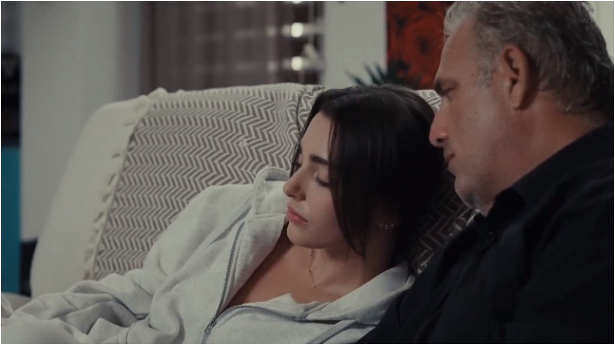 Ο Στάθης και η Αριάδνη από την Γη της ελιάς 