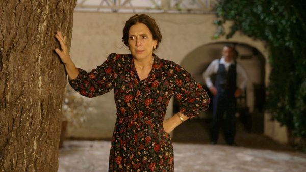 Σκηνή από την σειρά της Ηλέκτρας στην ΕΡΤ