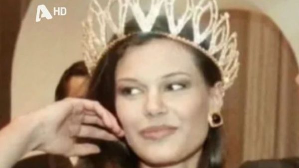 Η Ισαβέλλα Δάρρα τιο 1997