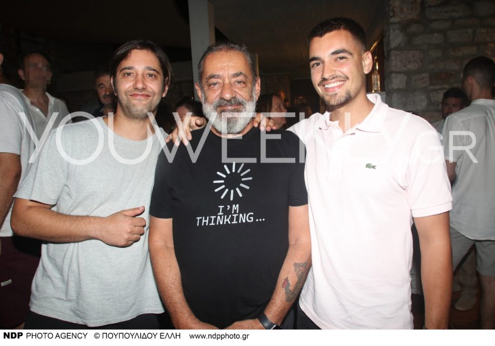 Ο Αντώνης Καφετζόπουλος με τους γιους του Σπύρο και Γιώργο