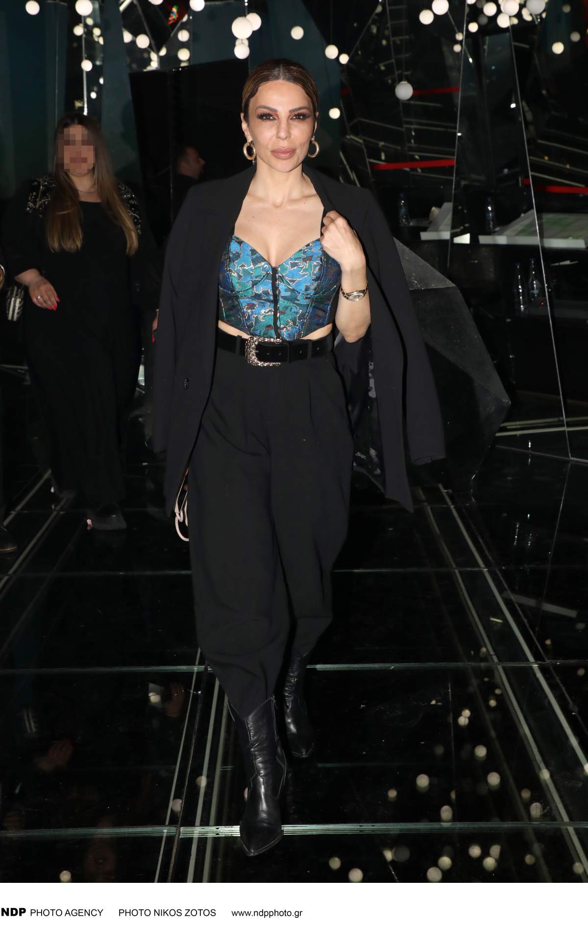 Η Κέλλυ Κελεκίδου σε βραδινή έξοδο