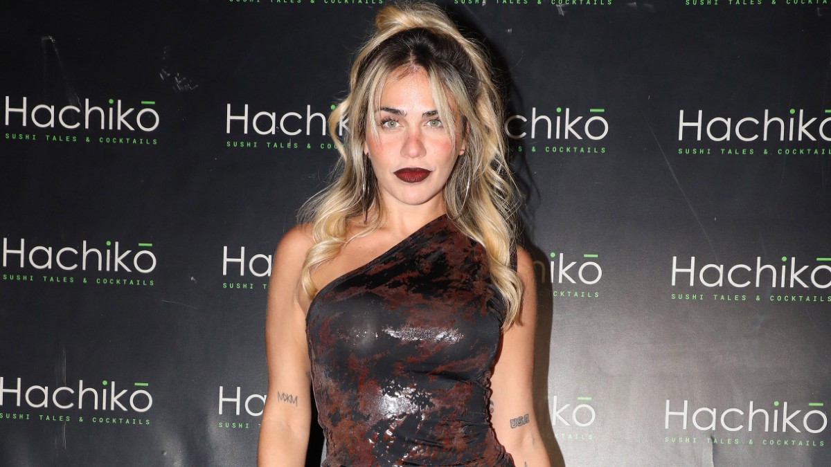 κόνυ μεταξά