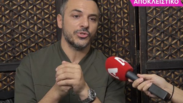 Ο Κώστας Δόξας στην κάμερα του Super Κατερίνα