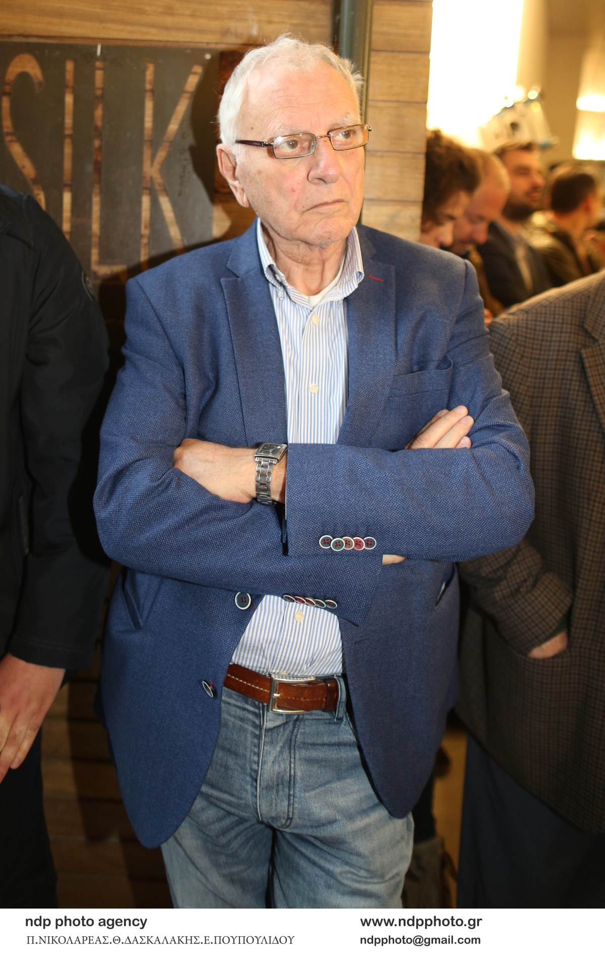 Κώστας Χαρδαβέλας σε έξοδο