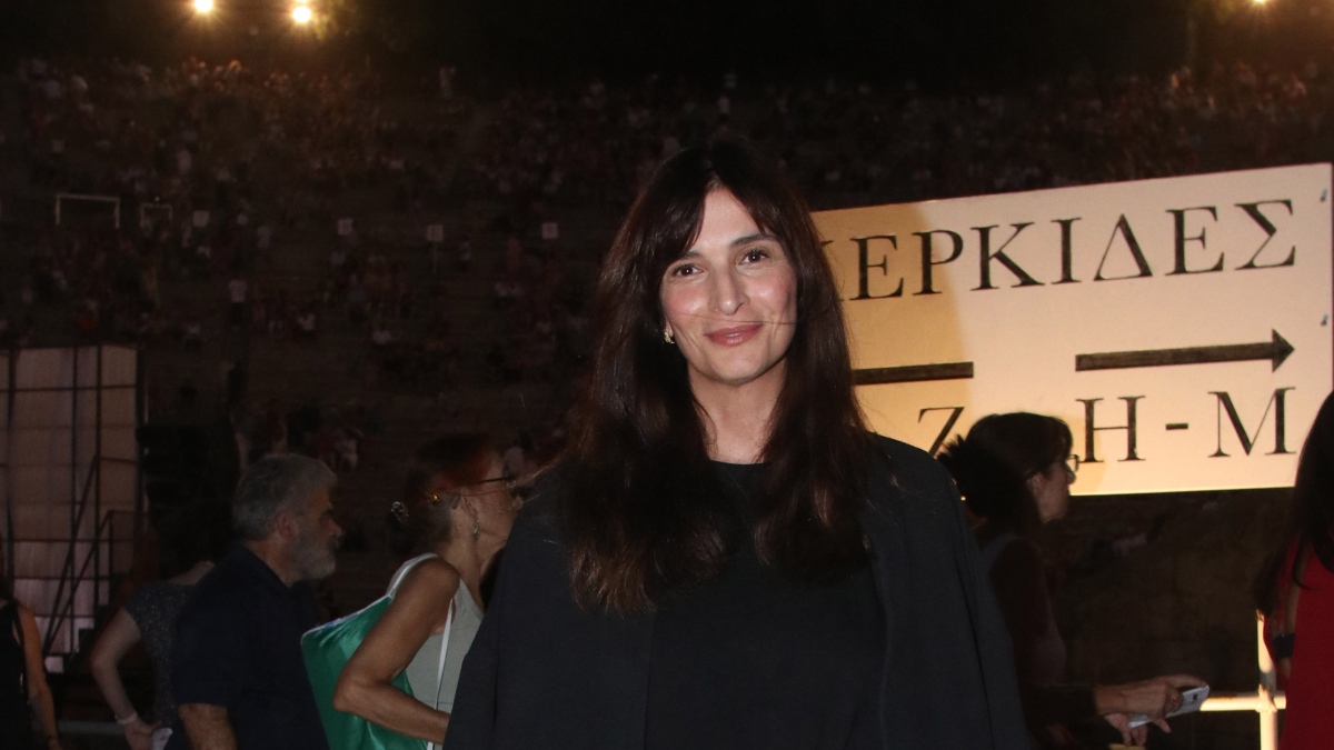 Η Αντιγόνη Κουλουκάκου σε έξοδό της