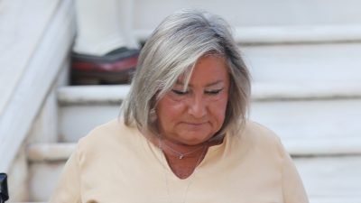 Οι πρώτες δηλώσεις της Λουκίλας Καρρέρ για τον θάνατο του Μίμη Πλέσσα