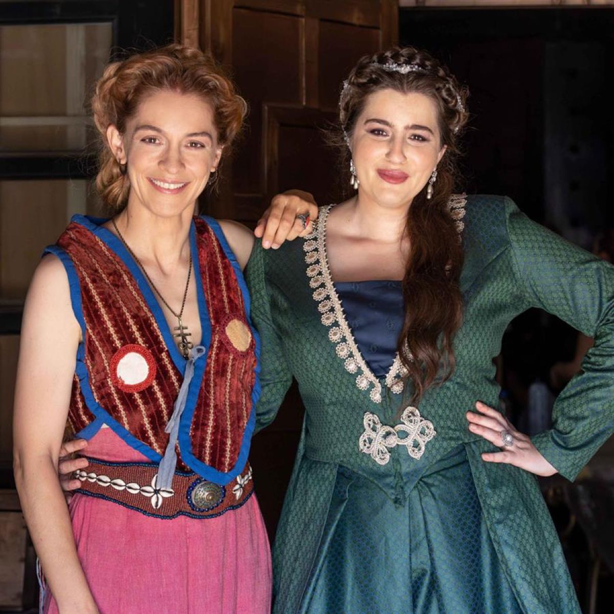 Το καστ από την σειρά Μάγισσα Φλεγόμενη καρδιά του ΑΝΤ1