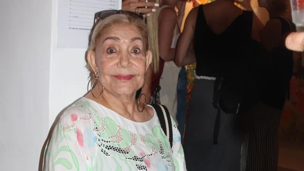 Μαρινέλλα: «Βρίσκεται σε ήπια καταστολή! Η κόρη της είναι...» - Τι συμβαίνει μετά το αιμορραγικό εγκεφαλικό