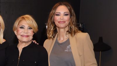 Η Μπέττυ Μαγγίρα και η Μαρινέλλα σε κοσμικό event.