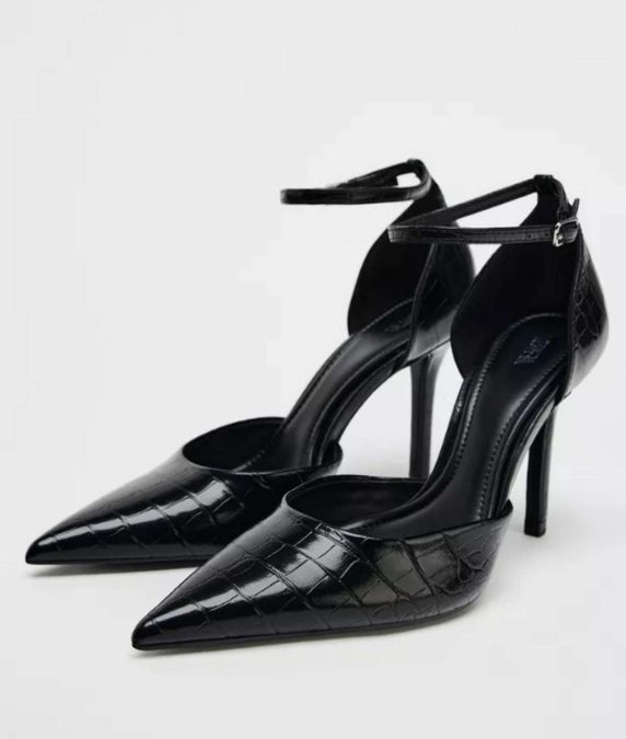 μαύρα ρετρό παπούτσια zara