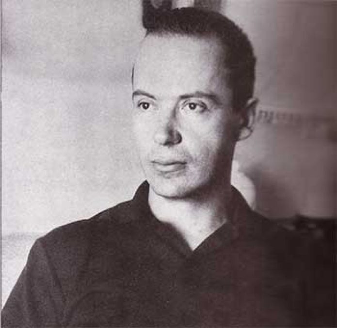 Ο Μίμης Πλέσσας σε νεότερη ηλικία