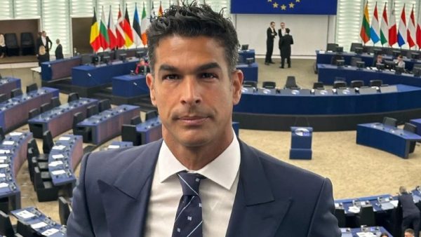 Ο Νίκος Αναδιώτης στην Ευρωβουλή