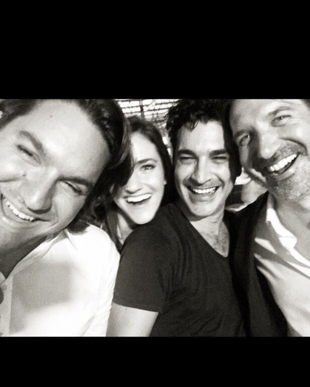 Ο Χριστόφορος Παπακαλιάτης με τα αδέρφια του