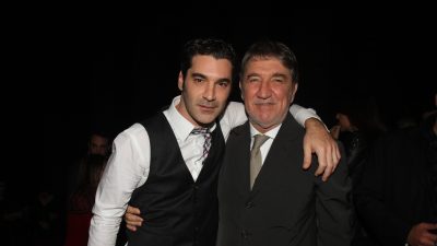 Ο Χριστόφορος Παπακαλιάτης και ο πατέρας του, Μανώλης