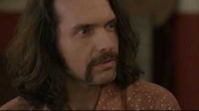 Σκηνή με τον Τόμι από την σειρά της ΕΡΤ, Παραλία