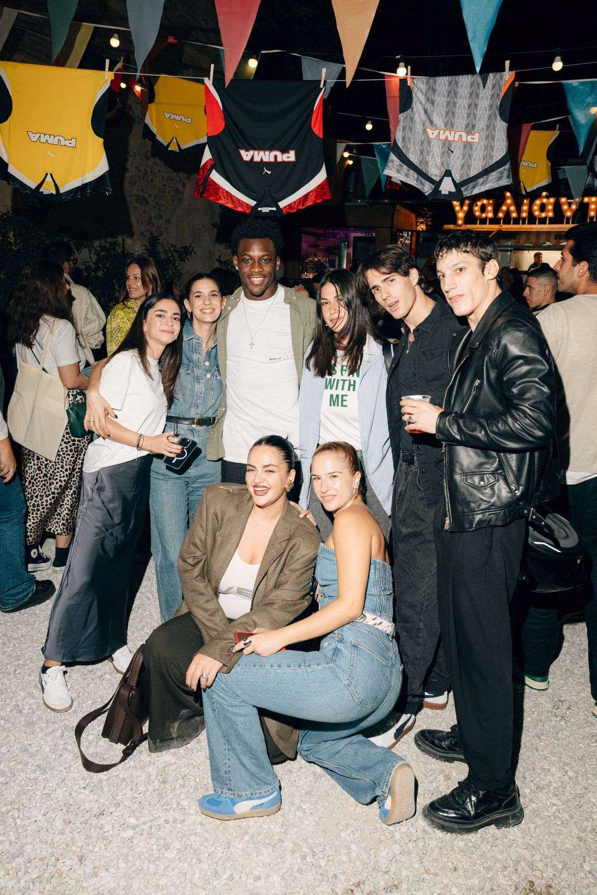 ΑΠΌ ΑΡΙΣΤΕΡΑ ΝΟΤΑ ΚΑΤΣΑΦΑΔΟΥ, ΑΛΕΞΙΑ ΣΑΚΕΛΛΑΡΙΟΥ, ΕΜΜΑΝΟΥΕΛ, ΔΩΡΟΘΕΑ ΒΟΥΚΕΛΑΤΟΥ, ΑΓΓΑΙΟΣ ΠΟΘΗΤΟΣ, ΙΑΣΟΝΑΣ ΛΑΙΟΣ, ΜΑΡΙΤΑ ΚΑΘΗΖΙΩΤΗ, ΚΑΤΕΡΙΝΑ ΦΥΛΑΚΤΟΥ