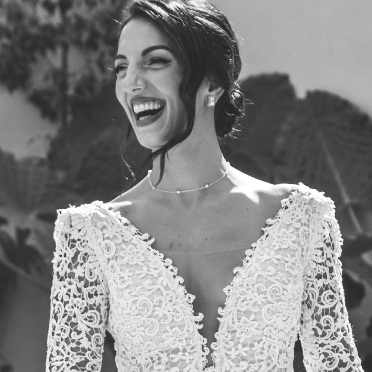 Η Σίσσυ Δαμουλάκη στον γάμο της.