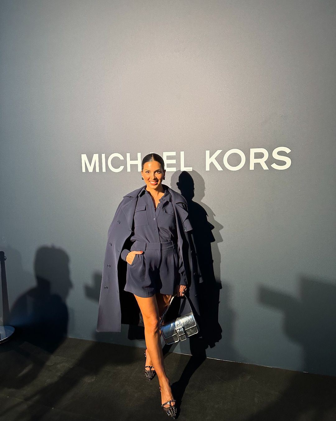 Η Σταματίνα Τσιμτσιλή με το must-have χρώμα σε έξοδό της