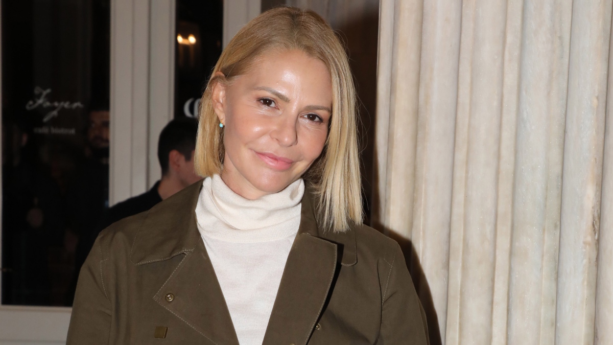 Η Τζένη Μπαλατσινού σε εξοδό της