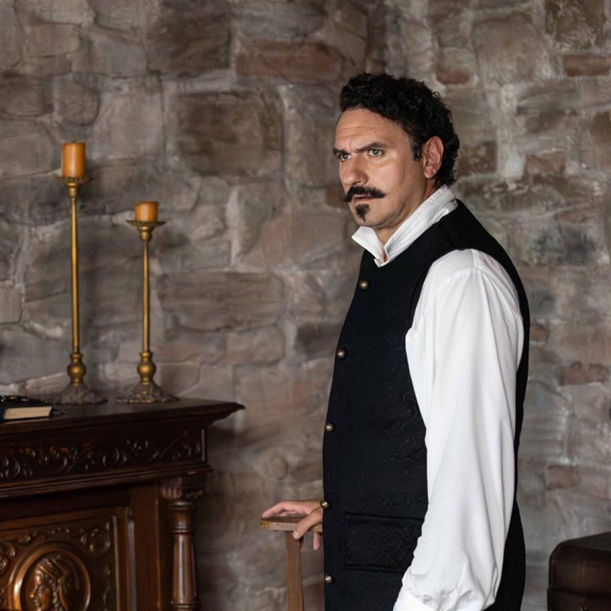 Ο Τζουζέπε από την σειρά Μάγισσα-Φλεγόμενη καρδιά